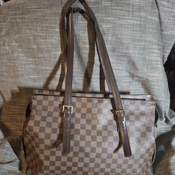 Brown Tote Bag with Checkered Pattern and Leather Handles - Picture 1 of 16